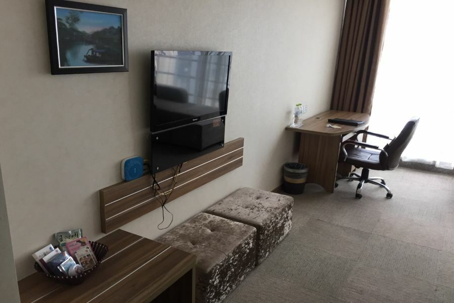 Fulinmen Business Hotel Шаосин Екстериор снимка